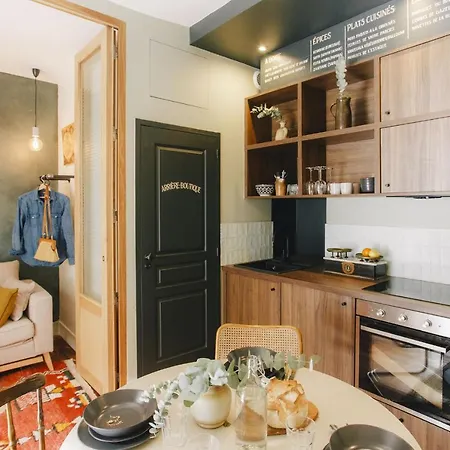 Appartement Duplex Cœur Des Halles - Belle Terrasse&parking Biarritz