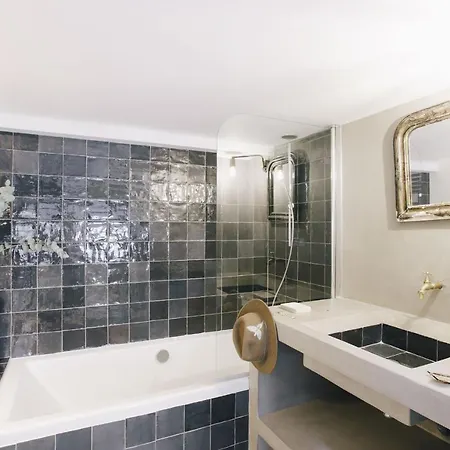 Duplex Coeur Des Halles - Belle Terrasse & Parking Appartement *
